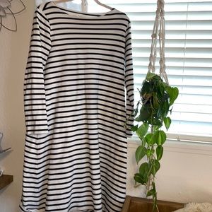 Gap blue and white striped dress
